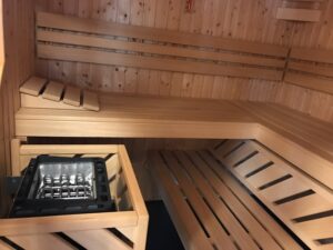 sauna in 10ft container interieur